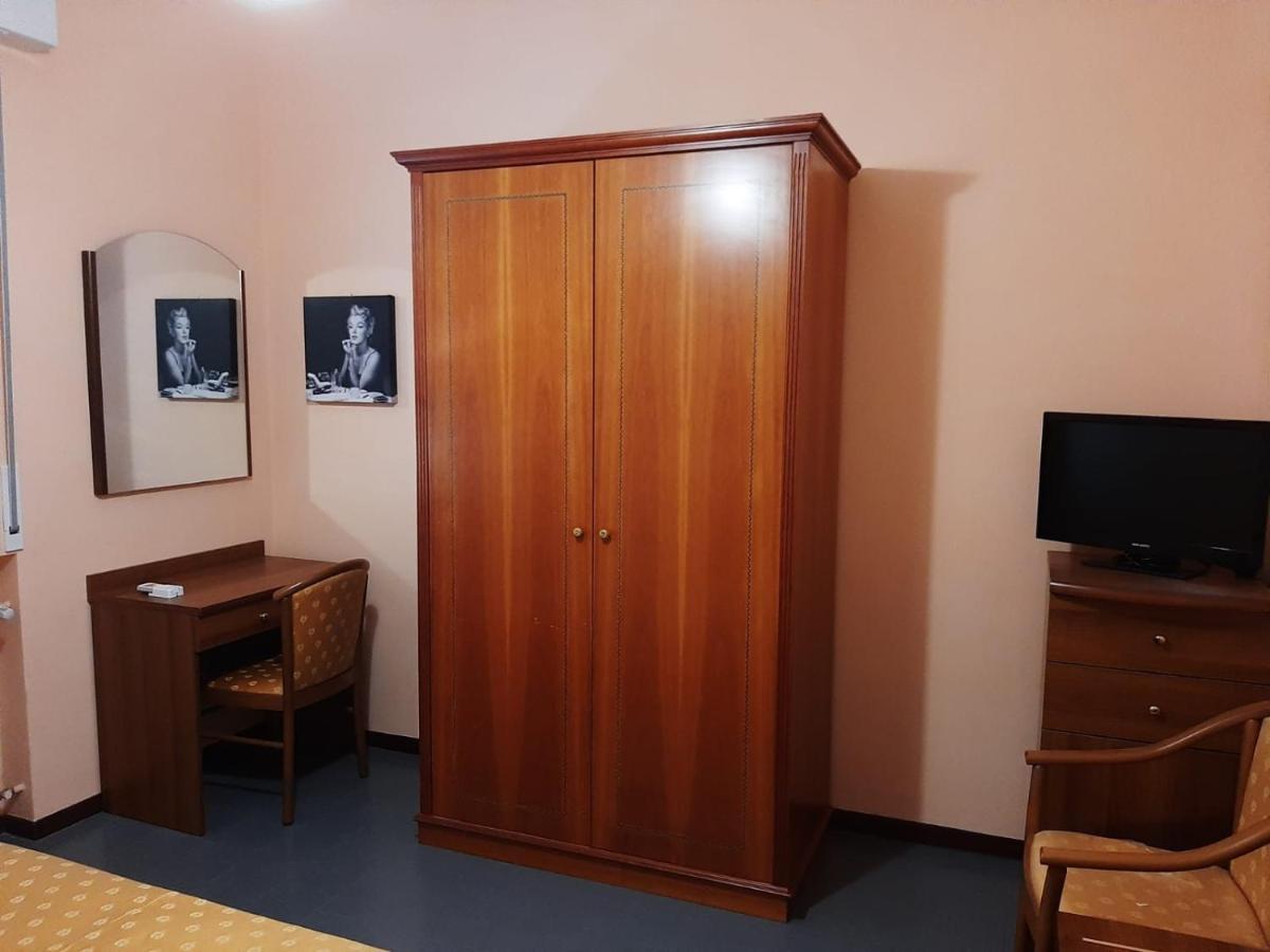 Il Leprotto - Room & Breakfast Altedo 外观 照片