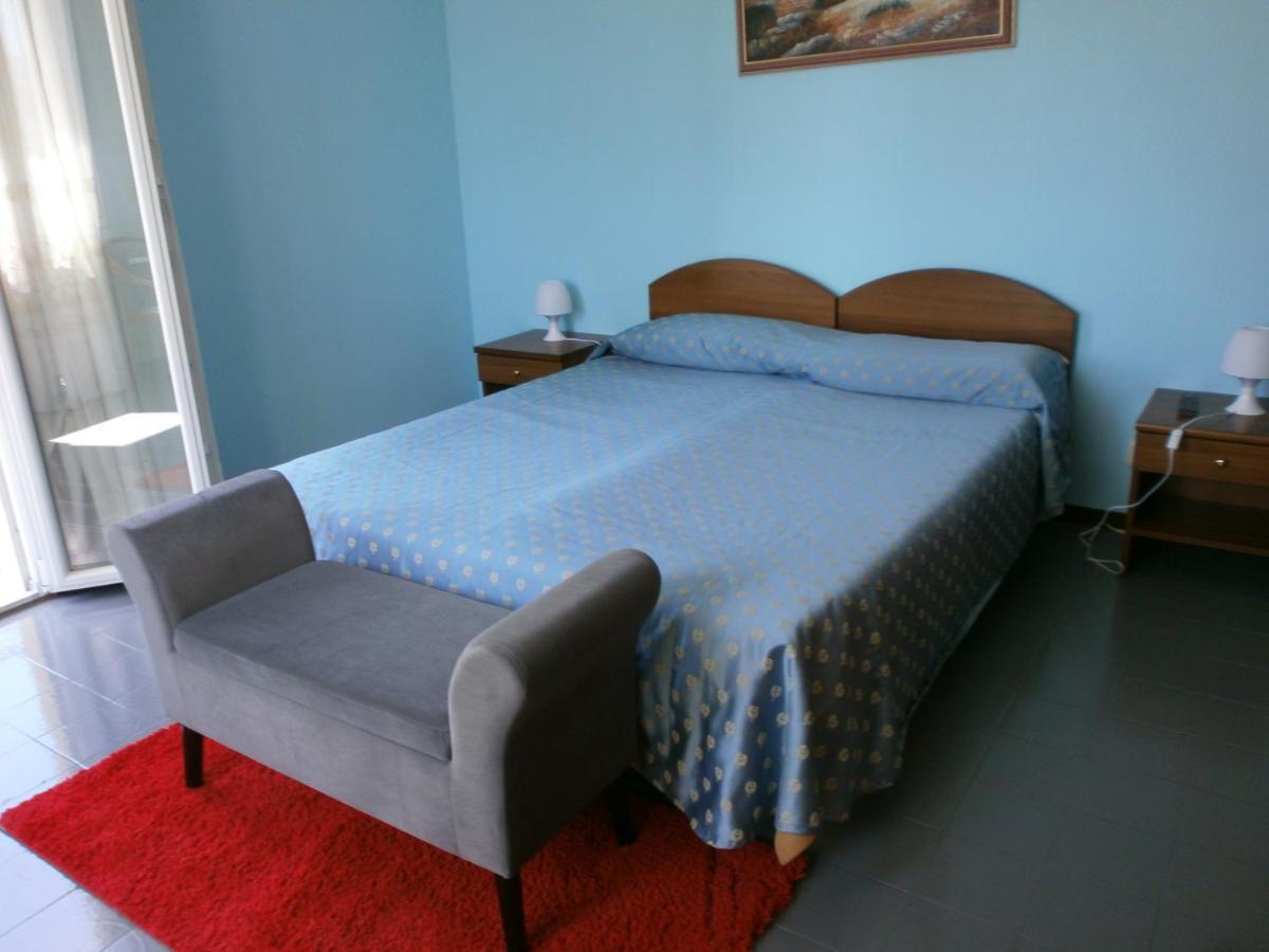 Il Leprotto - Room & Breakfast Altedo 外观 照片